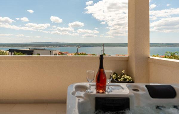 Apartmant Shine Luxury Maslenica Eksteriør billede